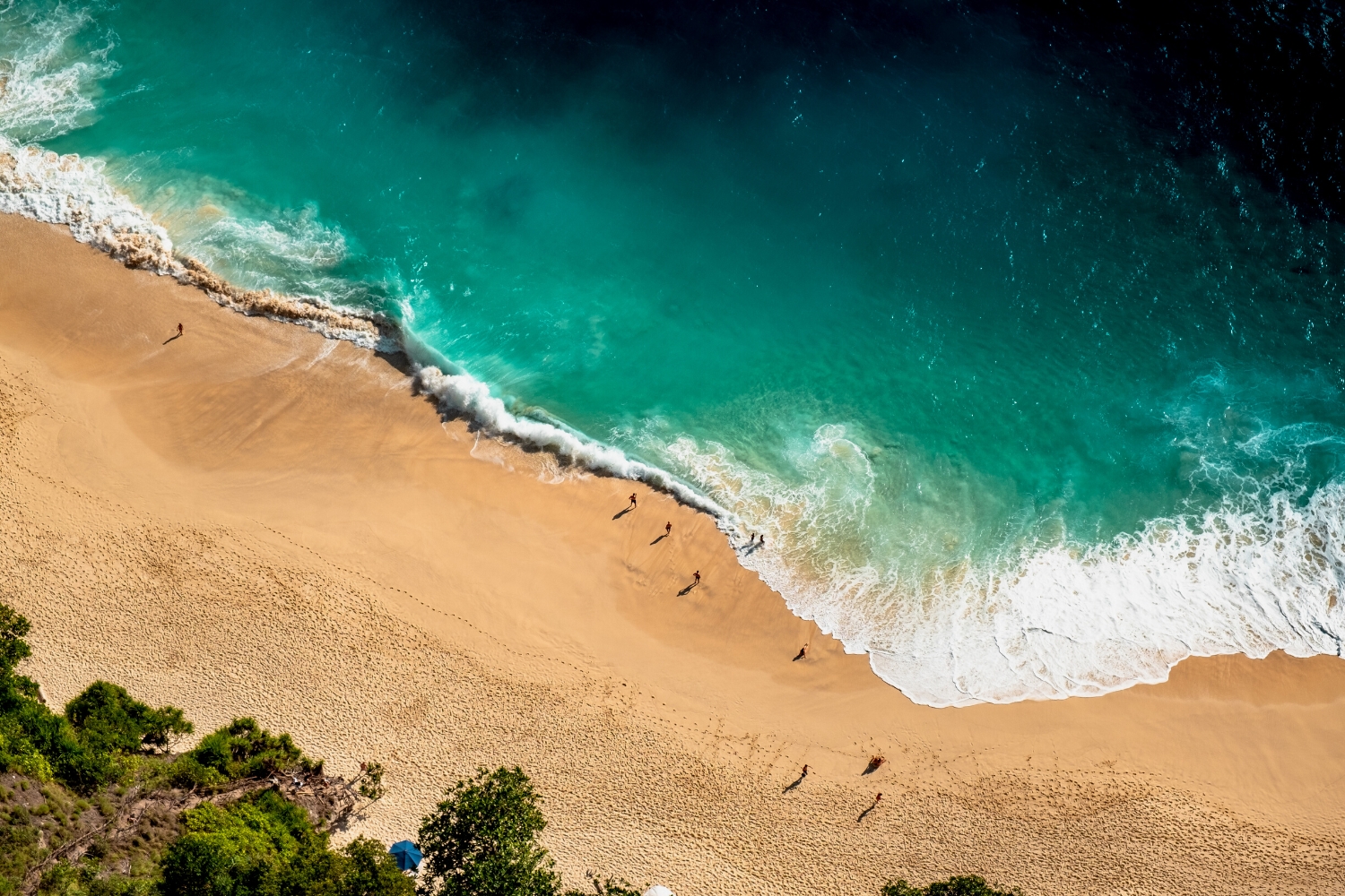 Learn how to travel smart and enjoy a hassle-free experience wherever you go.